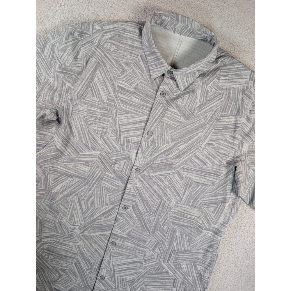 Lululemon Airing Easy Short Sleeve Button Down Shirt Grey Geometric Print Mens